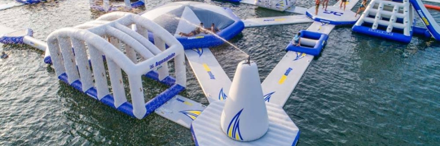 Piattaforme gonfiabili Aquaglide: divertimento e sicurezza