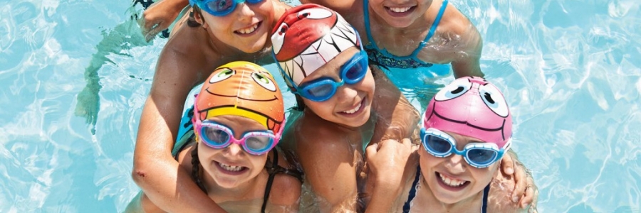 Superare la paura del nuoto, come aiutare i tuoi bambini