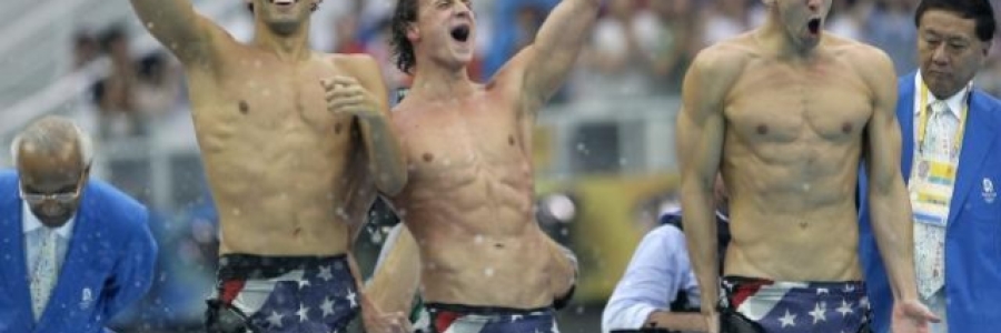 Il nuoto fa dimagrire? Calorie, quanto tempo e allenamenti efficaci